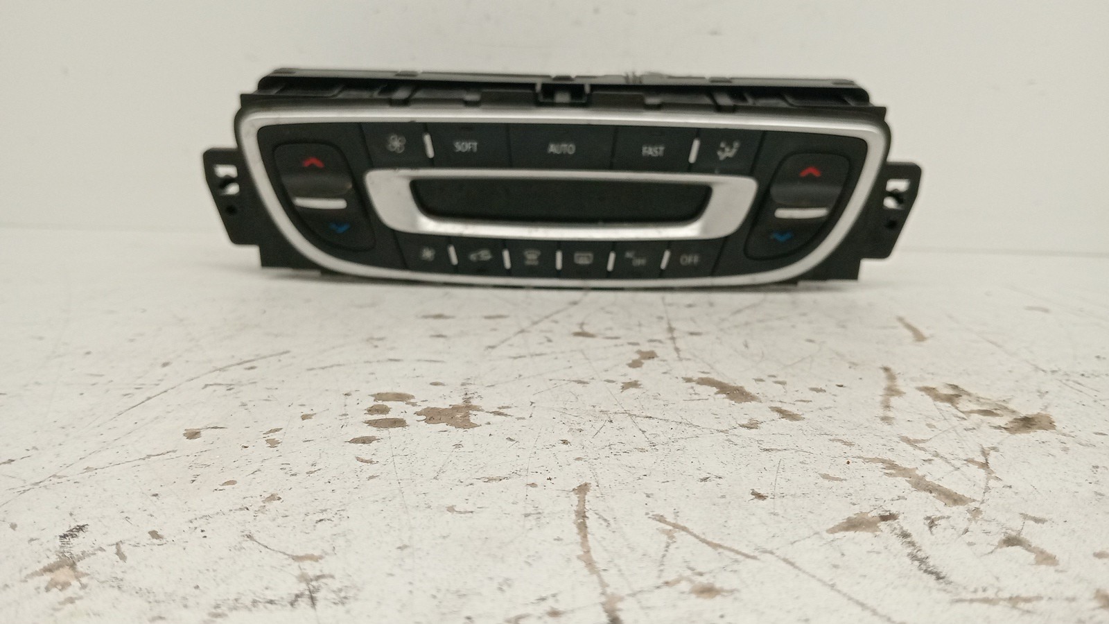 Comando de Chaufagem RENAULT MEGANE III três volumes | 09 -  Imagem-1