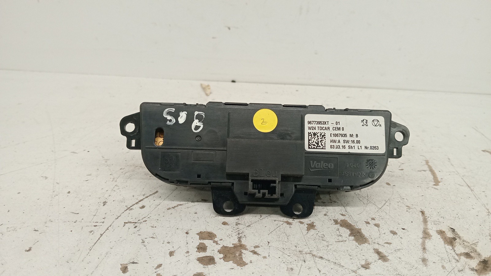 Comando de Chaufagem PEUGEOT 508 I (8D_) | 10 - 18 Imagem-1