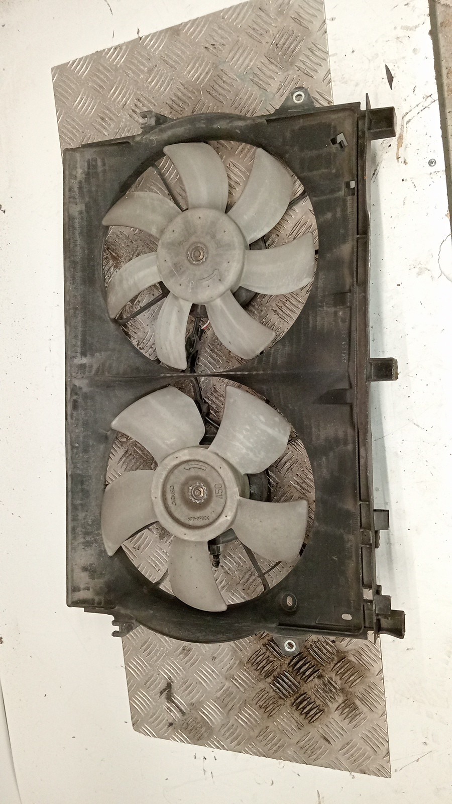 Termoventiladores TOYOTA COROLLA três volumes (_E12_) | 00 - 08 Imagem-1