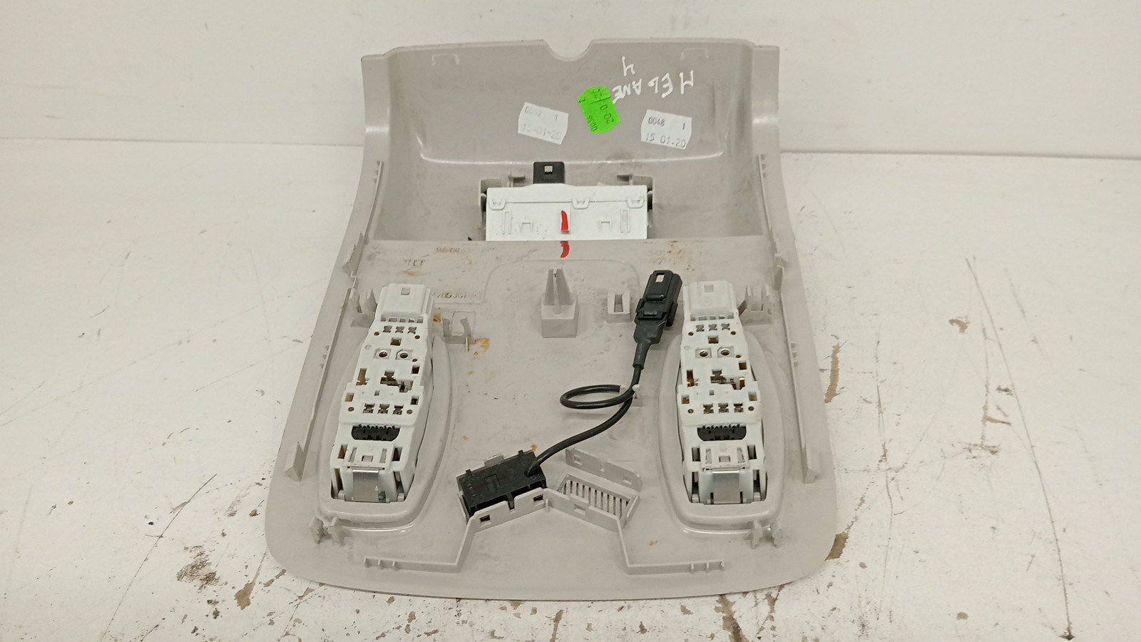 Plafounier RENAULT MEGANE IV três volumes | 16 -  Imagem-1