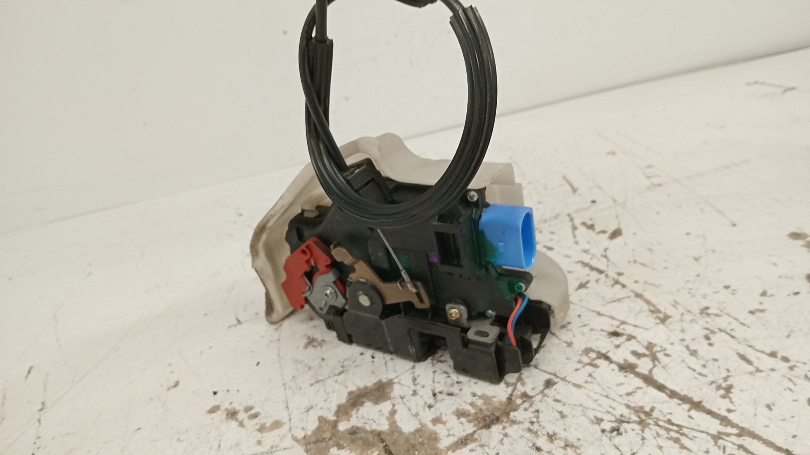 Fecho da Porta Frente Esq VOLKSWAGEN - ID S_130969