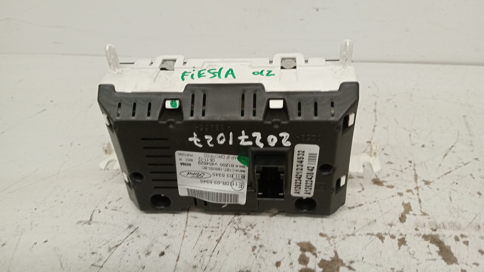 Display FORD FIESTA VI (CB1, CCN) | 08 -  Imagem-1