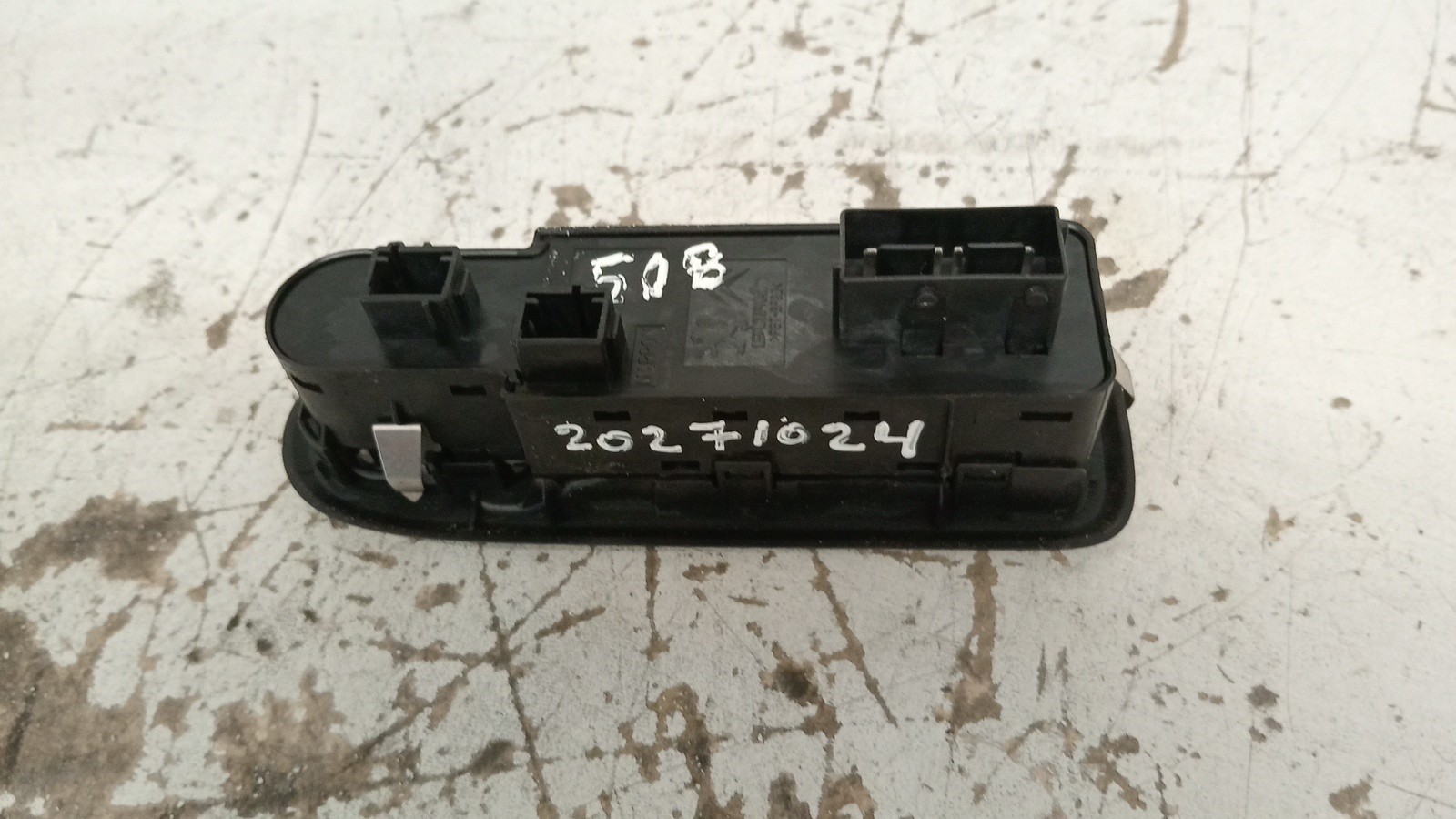 Comutador de Elevador de Vidros PEUGEOT 508 SW I (8E_) | 10 - 18 Imagem-1