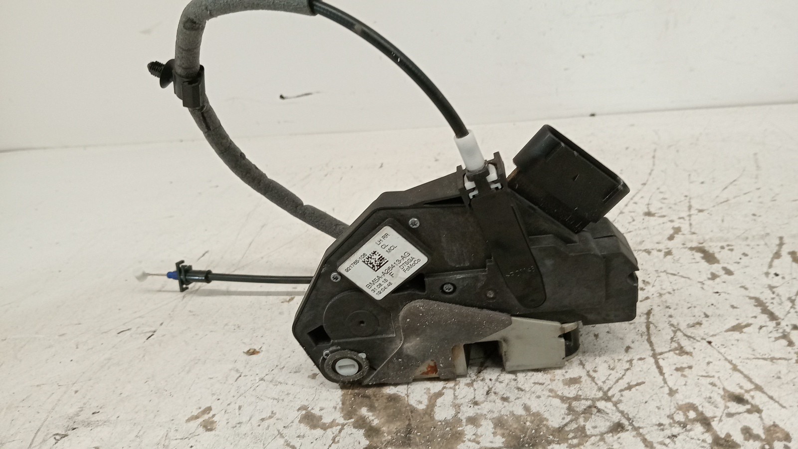 Fecho da Porta Trás Esq FORD FOCUS III Turnier | 10 -  Imagem-1