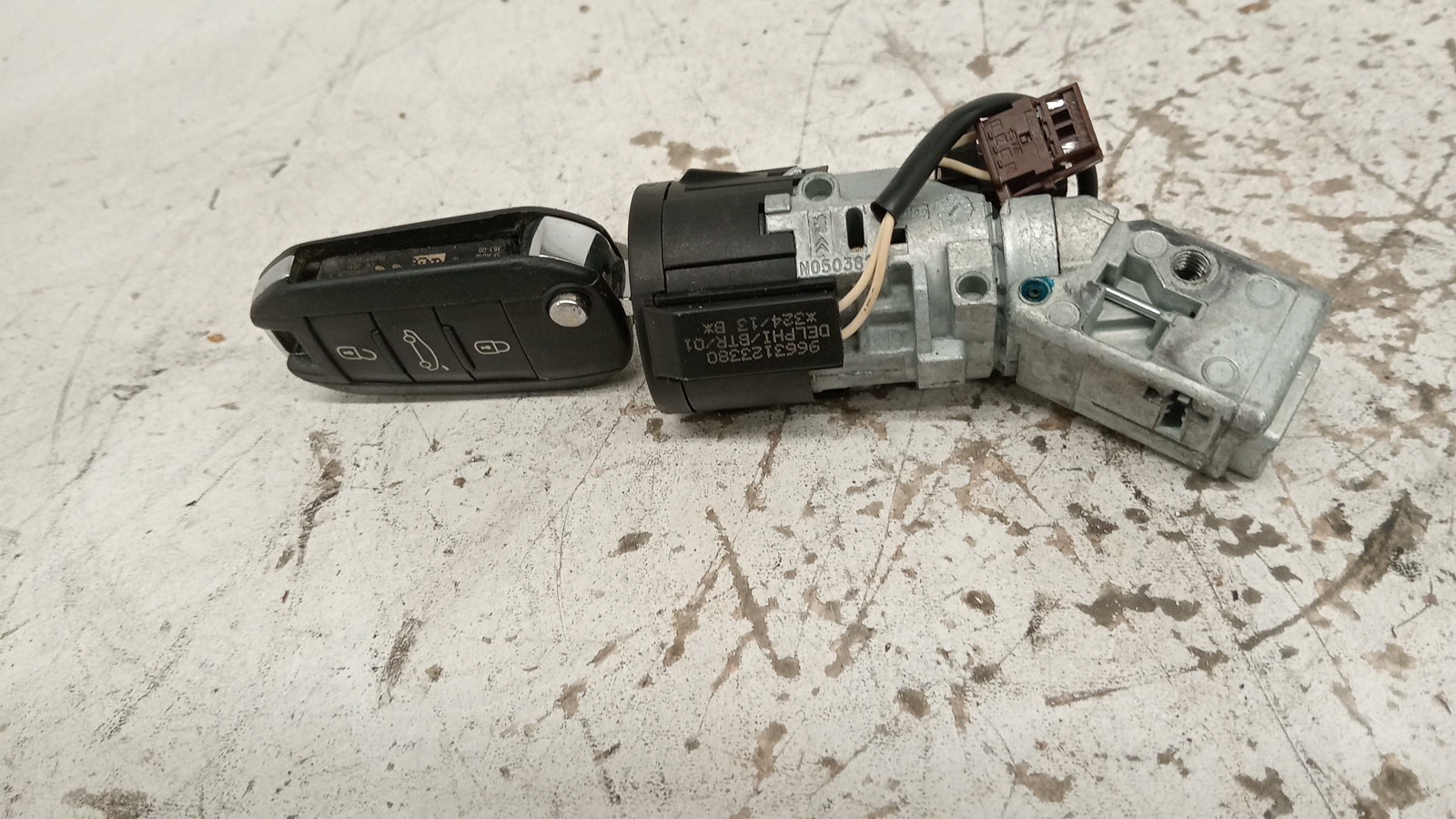 Canhão de Ignição PEUGEOT 508 SW I (8E_) | 10 - 18 Imagem-1