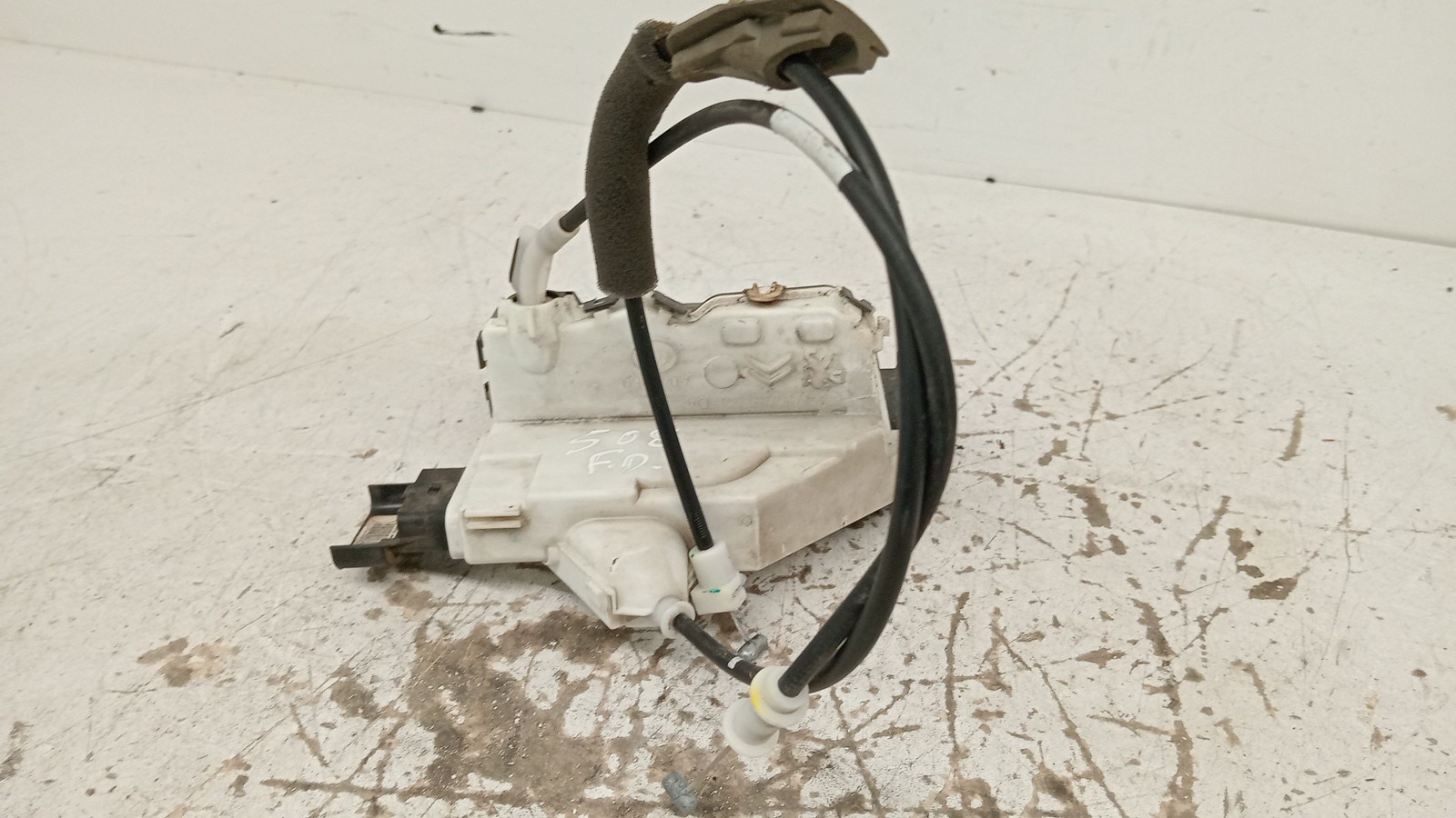 Fecho da Porta Frente Dto PEUGEOT 508 I (8D_) | 10 - 18 Imagem-1