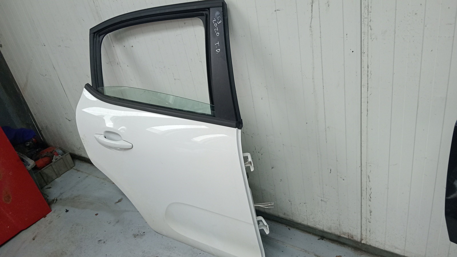 Porta Trás Drt CITROEN C3 III (SX) | 16 -  Imagem-1