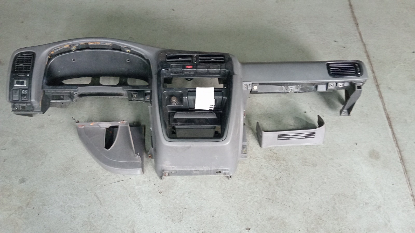 Dashboard NISSAN PICK UP (D22) | 97 -  Imagem-3