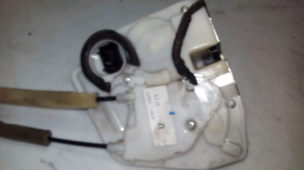 Fecho da Porta Frente Dto MAZDA - ID S_59787