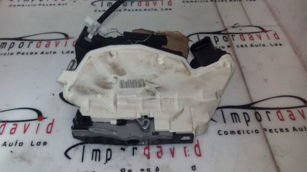 Fecho da Porta Trás Esq SKODA FABIA II (542) | 06 - 14 Imagem-1