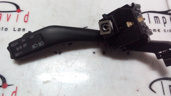 Comutador de Luzes SKODA OCTAVIA II Combi (1Z5) | 04 - 13 Imagem-1