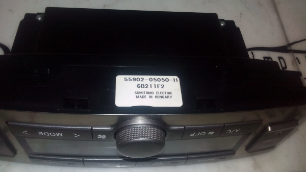 Comando de Chaufagem TOYOTA AVENSIS (_T25_) | 03 - 08 Imagem-1