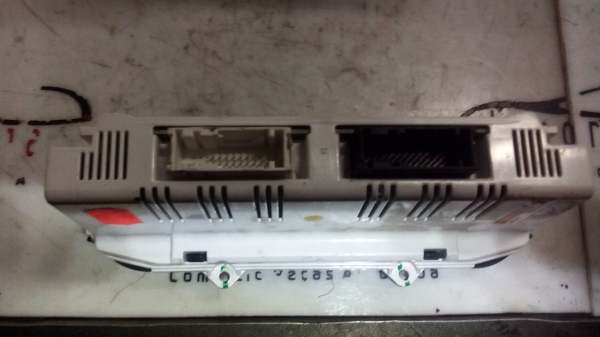 Comando de Chaufagem FORD FIESTA V (JH_, JD_) | 01 - 14 Imagem-1