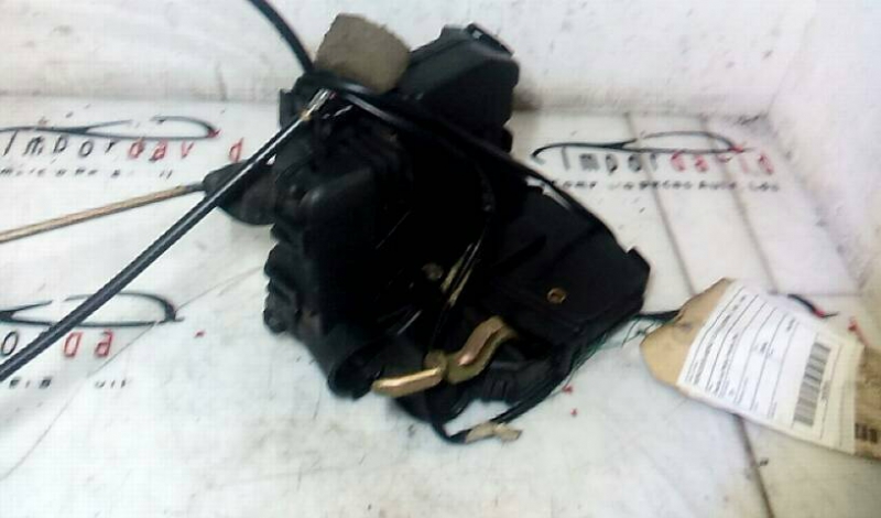 Fecho da Porta Frente Dto MERCEDES-BENZ - ID S_67832