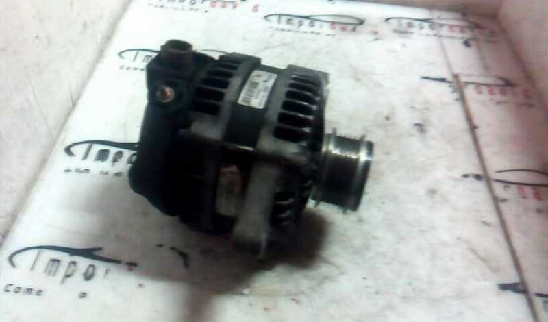 Alternador TOYOTA COROLLA três volumes (_E12_) | 00 - 08 Imagem-1