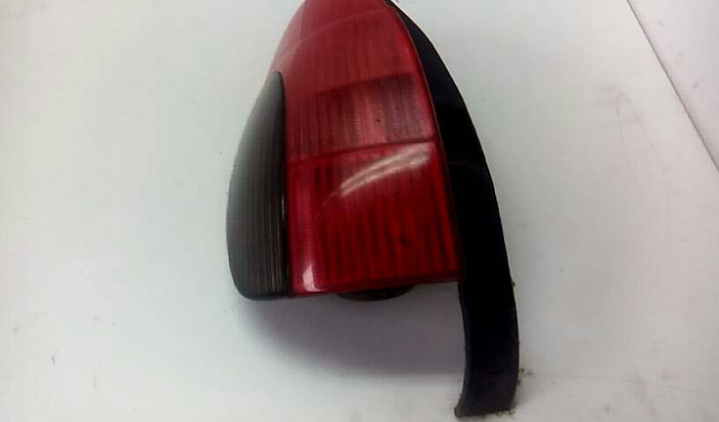 Farolim Stop Esq PEUGEOT 306 (7B, N3, N5) | 93 - 03 Imagem-1
