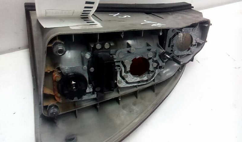 Farolim Stop Esq BMW X5 (E53) | 00 - 06 Imagem-1