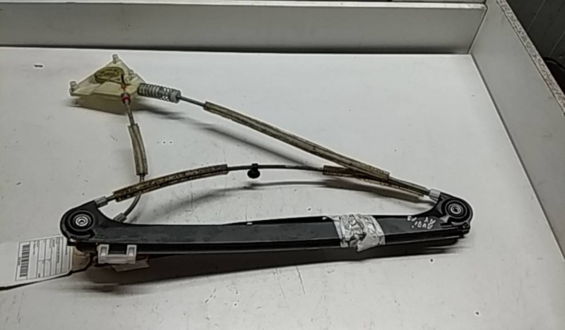 Elevador Frente Dto Electrico AUDI - ID S_73555