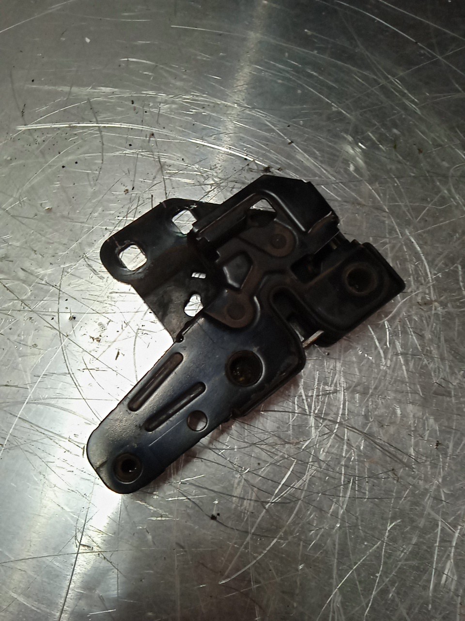 Fechadura/Fecho Capot AUDI A4 (8E2, B6) | 00 - 05 Imagem-1