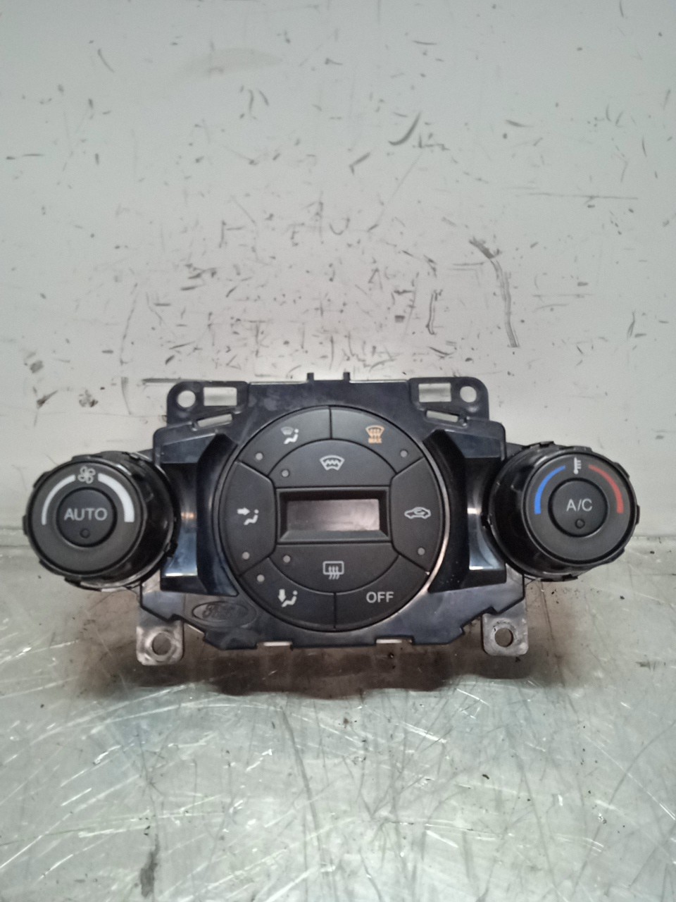 Comando Chaufage/Sofagem FORD FIESTA VI Van | 08 -  Imagem-1