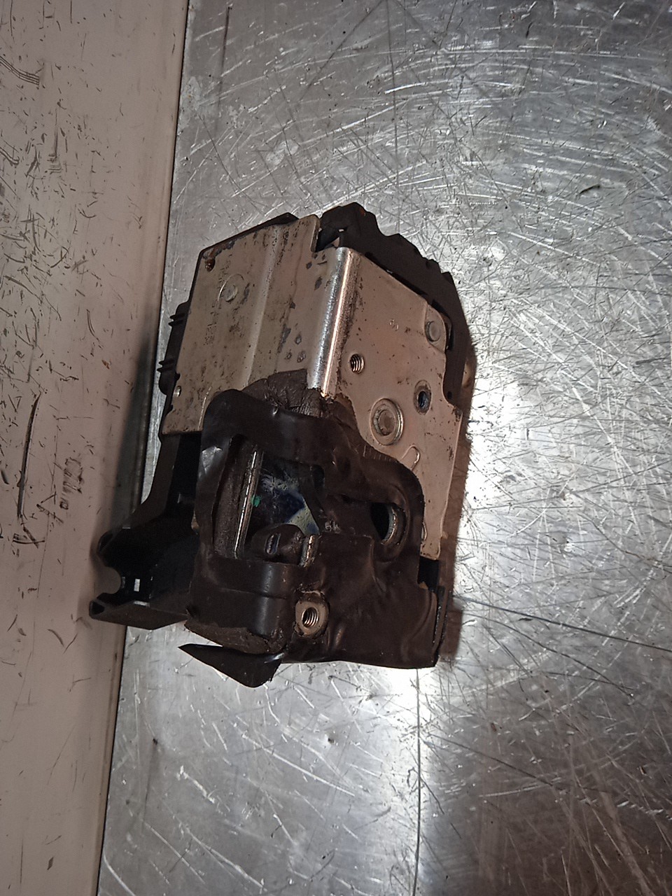 Fechadura/Fecho Porta TR ES FORD FIESTA VI Van | 08 -  Imagem-1