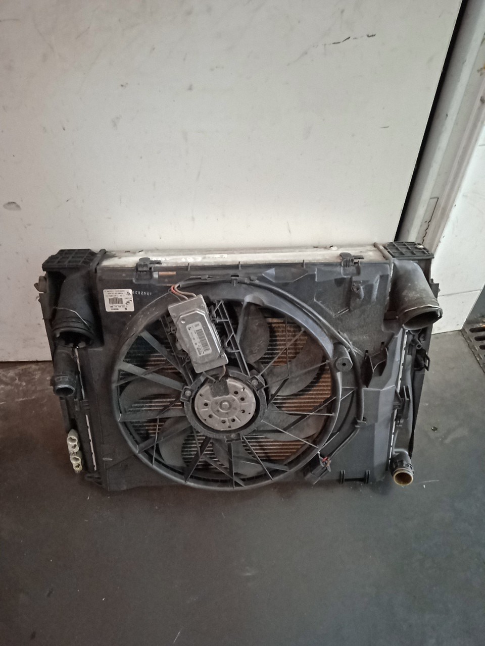Radiador Conjunto BMW 1 (E87) | 03 - 13 Imagem-1