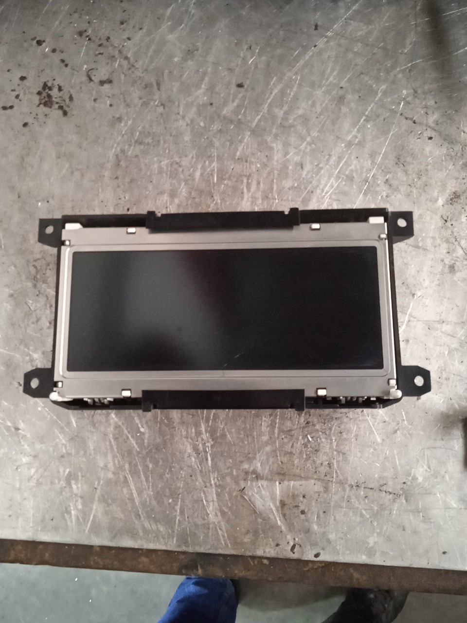 Display/Ecra de Informações AUDI A6 (4F2, C6) | 04 - 11 Imagem-0