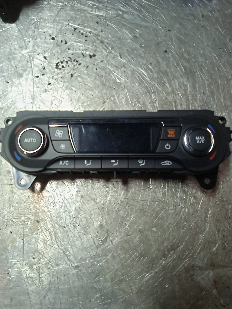 Comando Chaufage/Sofagem FORD FOCUS III | 10 -  Imagem-0
