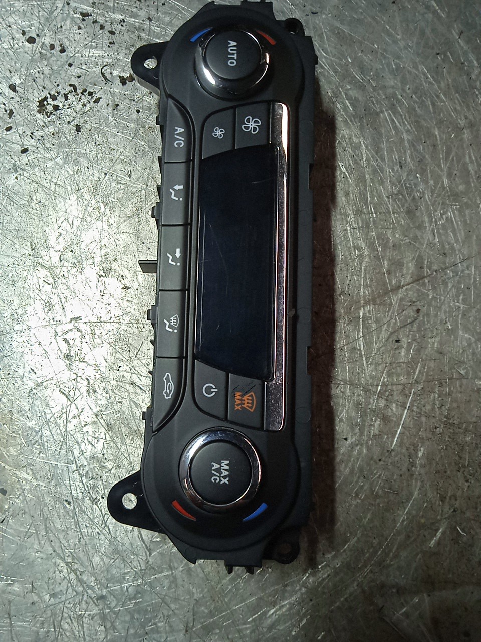 Comando Chaufage/Sofagem FORD FOCUS III | 10 -  Imagem-1