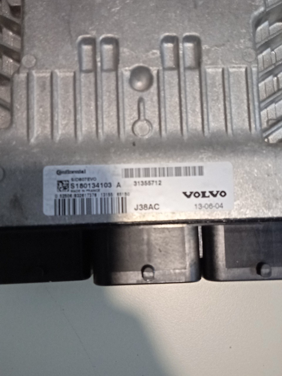 Centralina do Motor/ECU VOLVO V40 Caixa/Hatchback (525, 526) | 13 - 15 Imagem-1