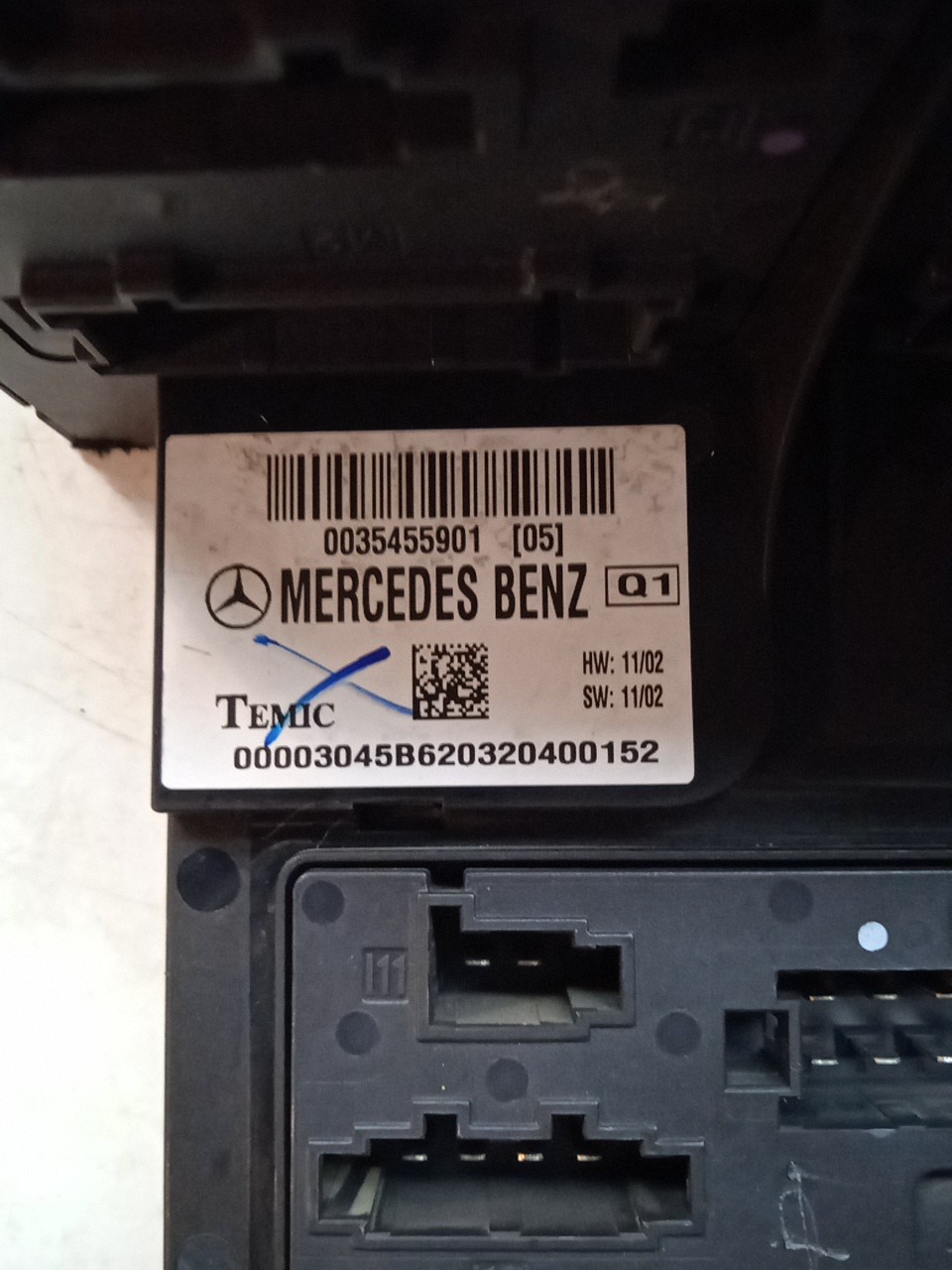 Caixa dos Fusíveis MERCEDES-BENZ E-CLASS (W211) | 02 - 09 Imagem-1
