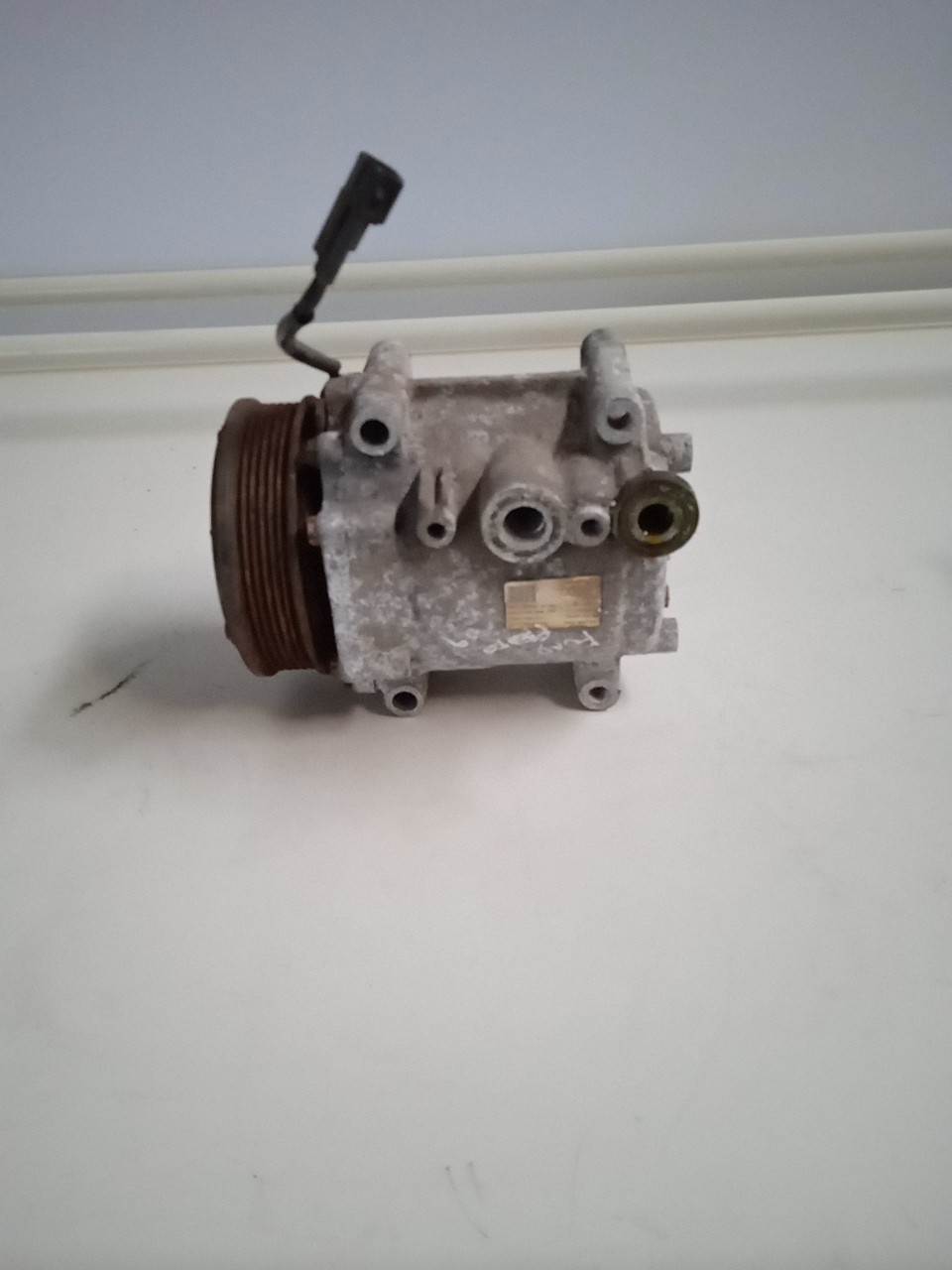 Compressor do AC FORD FIESTA V (JH_, JD_) | 01 - 14 Imagem-0