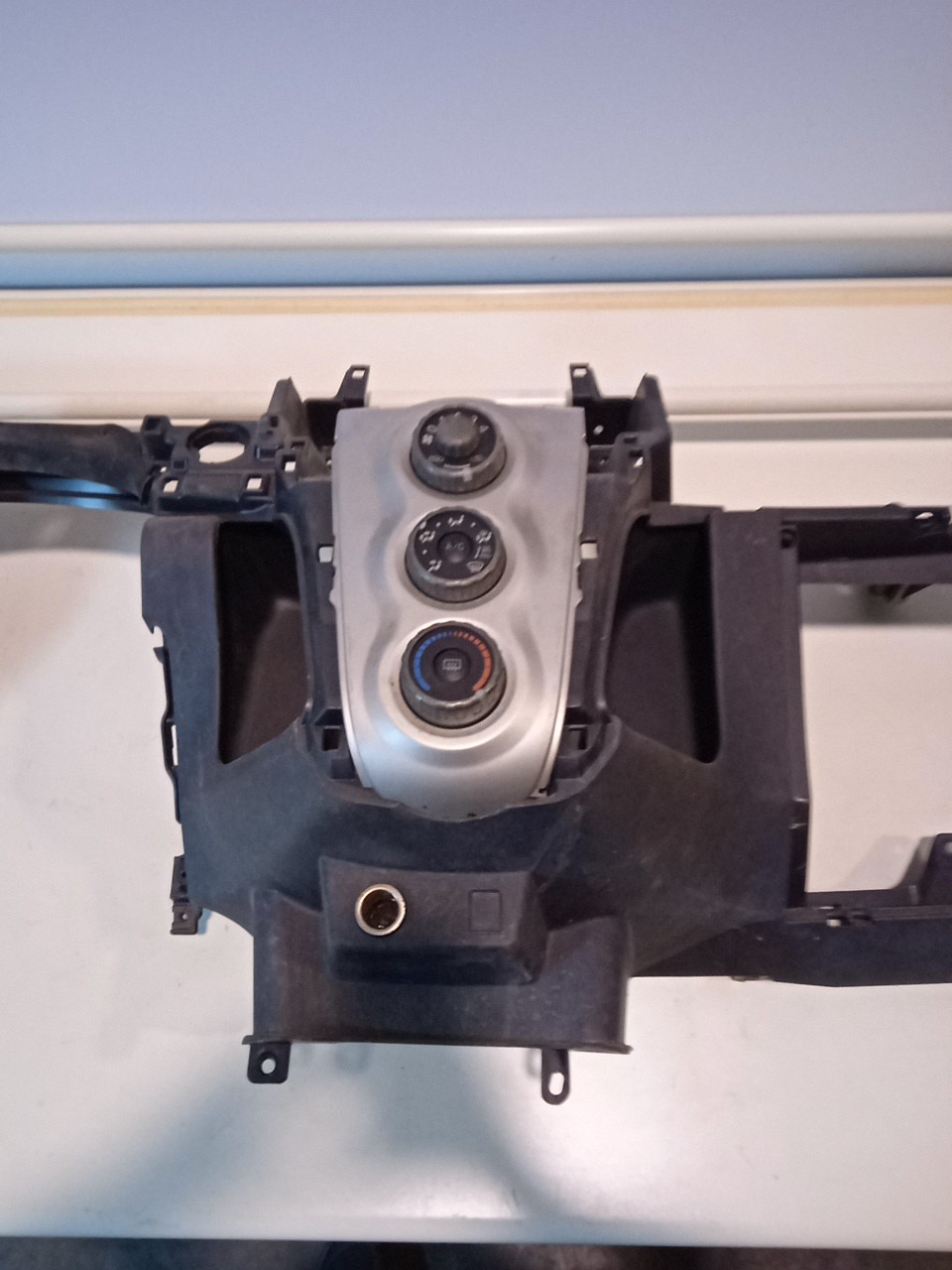 Tablier TOYOTA YARIS (_P13_) | 10 -  Imagem-2