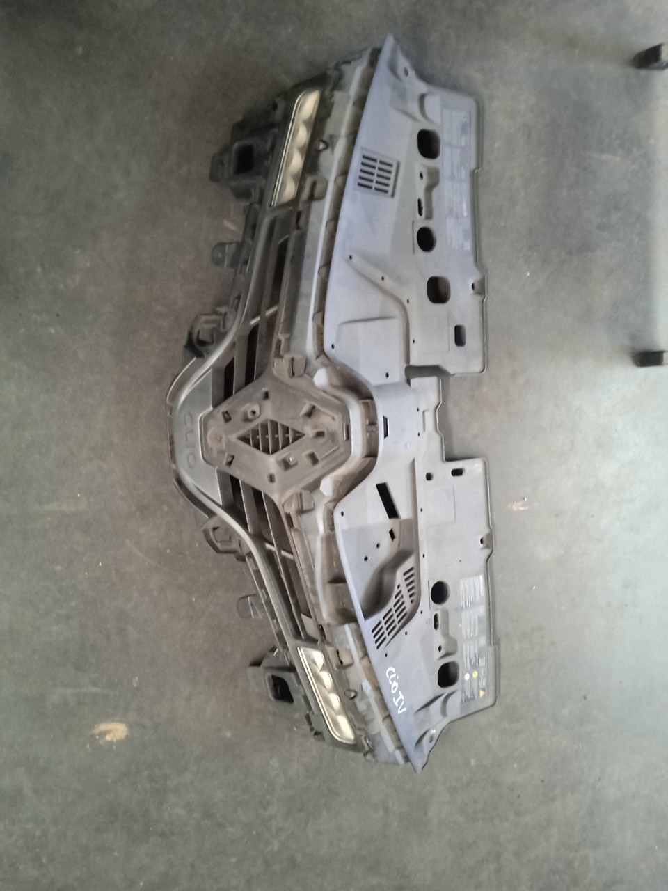 Grelha da Frente RENAULT CLIO IV (BH_) | 12 -  Imagem-0