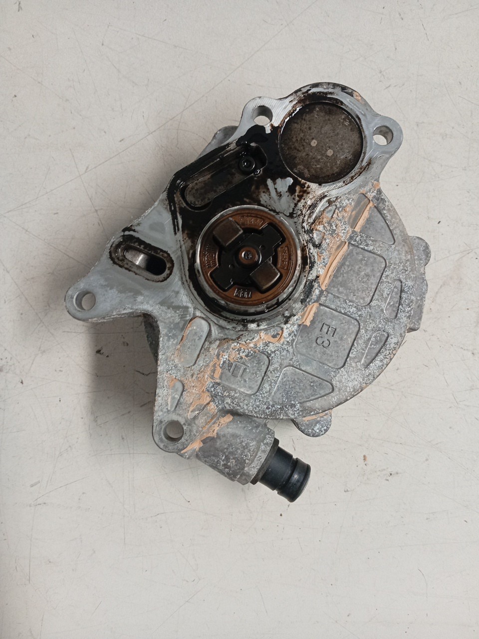 Depressor do travões/bomba de vácuo VOLKSWAGEN PASSAT (3C2) | 05 - 10 Imagem-1