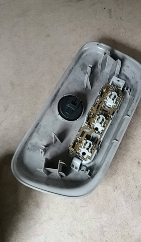 Luz Interior RENAULT CLIO III (BR0/1, CR0/1) | 05 -  Imagem-1