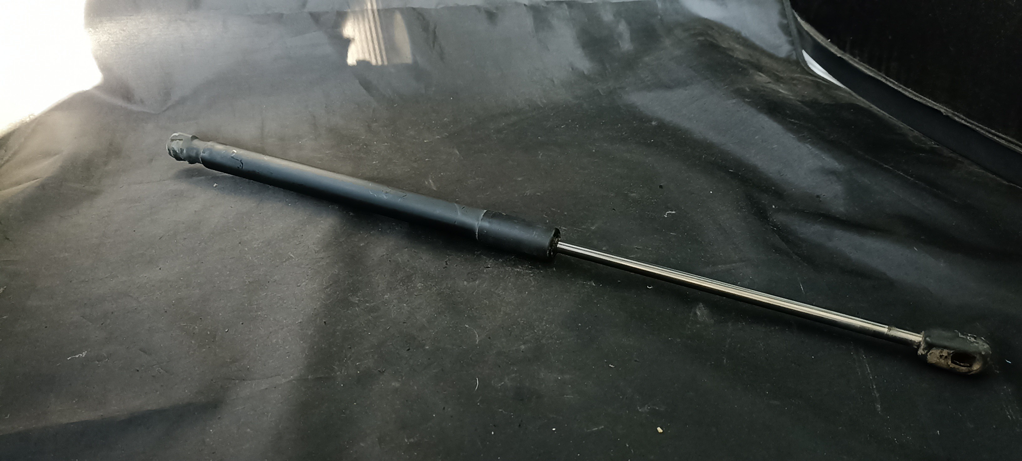 Amortecedor Mala MERCEDES-BENZ E-CLASS T-Model (S212) | 09 - 16