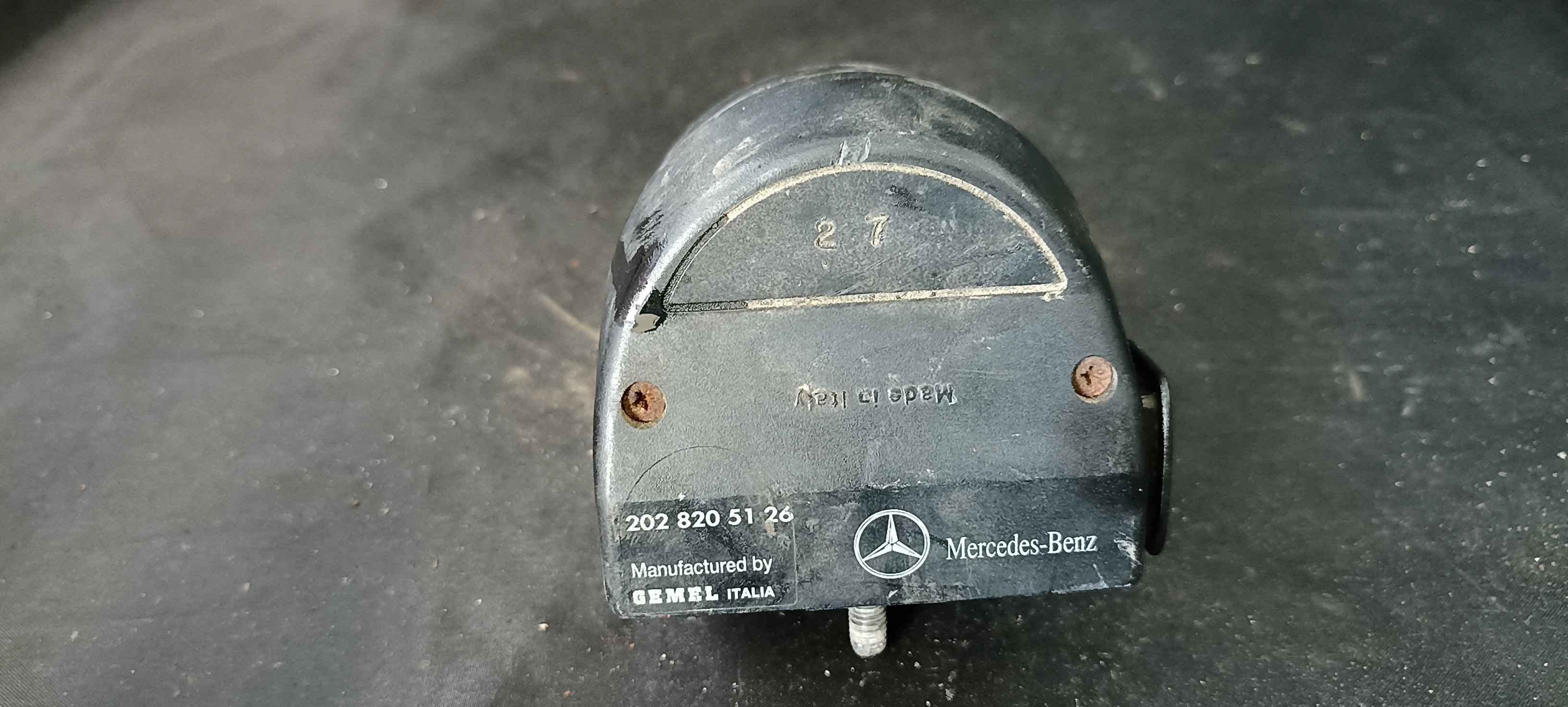 Buzina MERCEDES-BENZ E-CLASS (W210) | 95 - 03