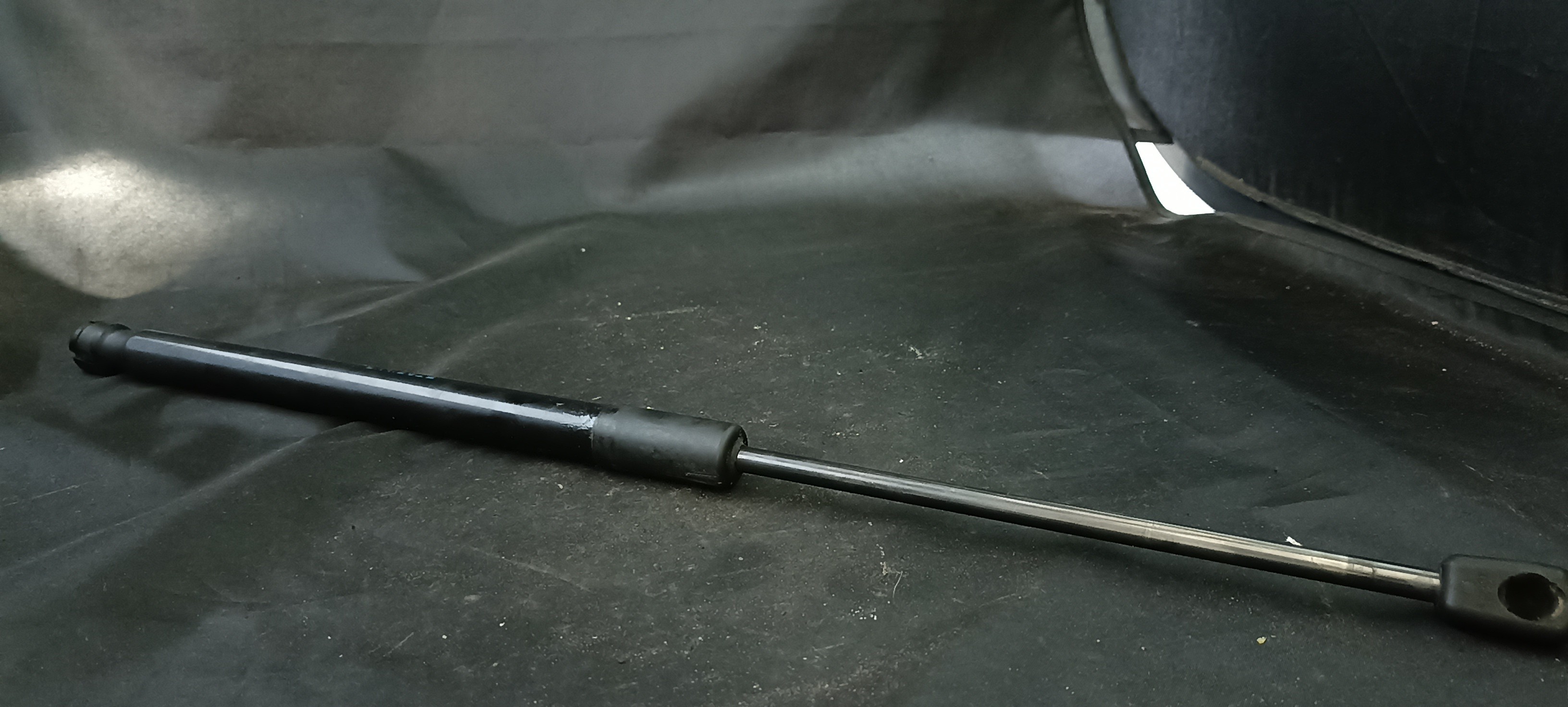 Amortecedor Mala MERCEDES-BENZ E-CLASS T-Model (S212) | 09 - 16