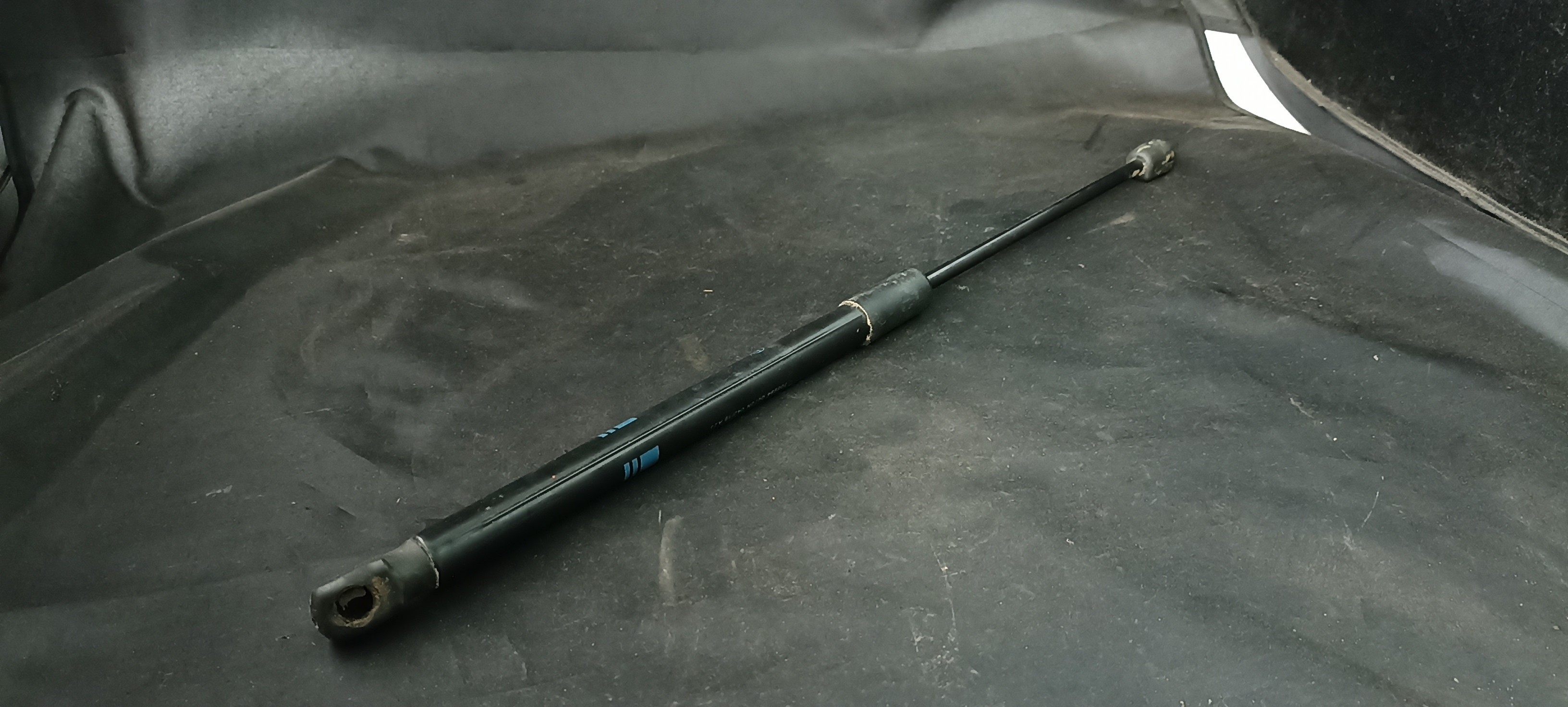 Amortecedor Mala MERCEDES-BENZ A-CLASS (W177) | 18 - 