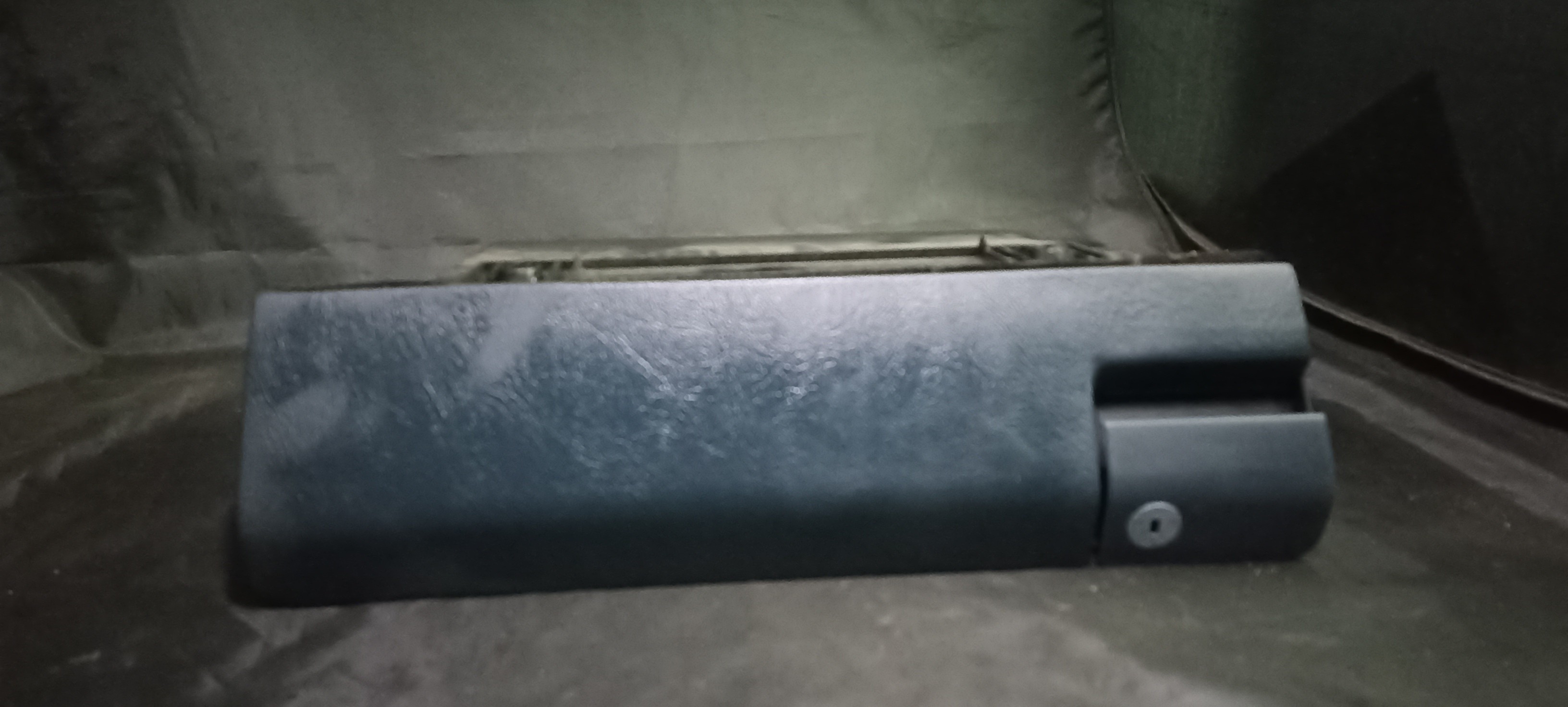 Porta Luvas MERCEDES-BENZ C-CLASS (W202) | 93 - 00