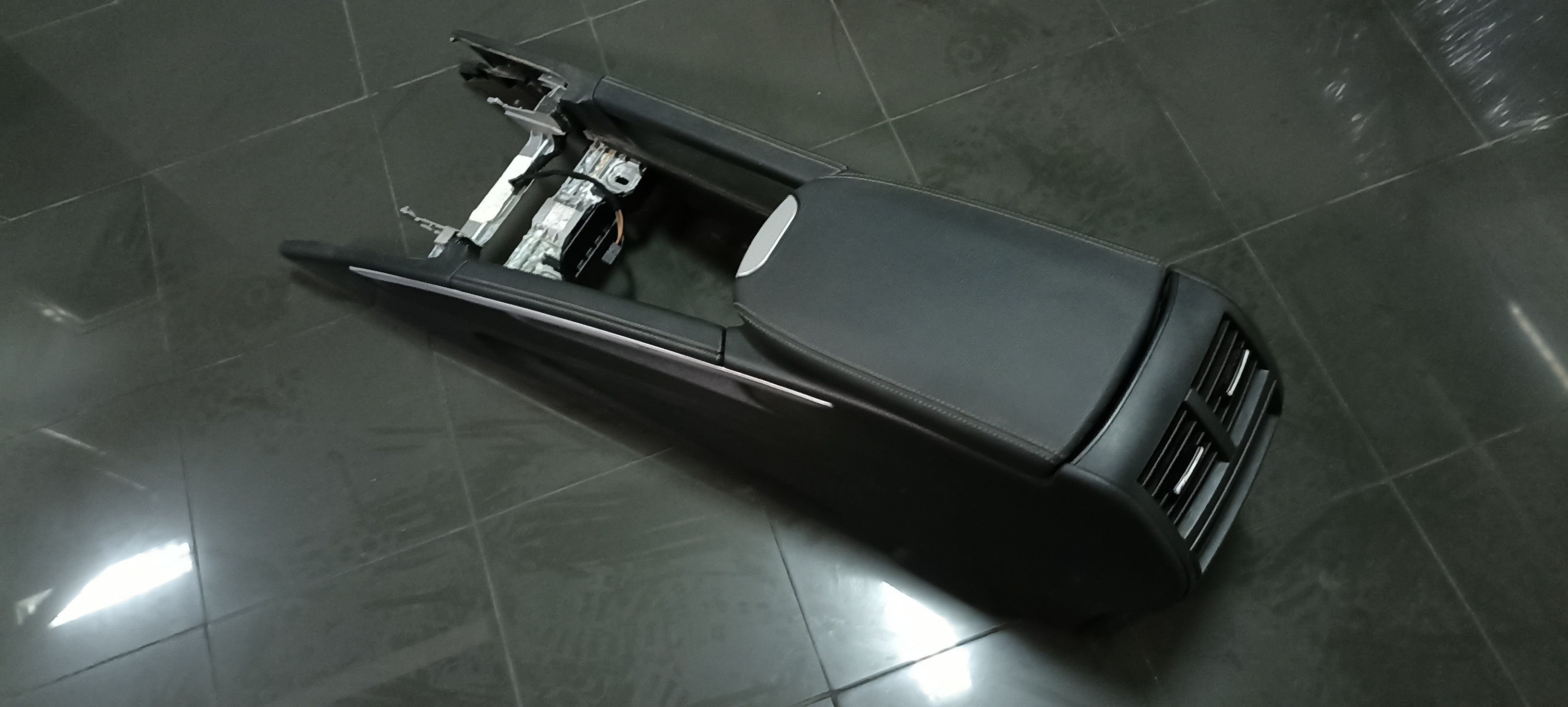 Apoio Braço MERCEDES-BENZ M-CLASS (W164) | 05 - 12