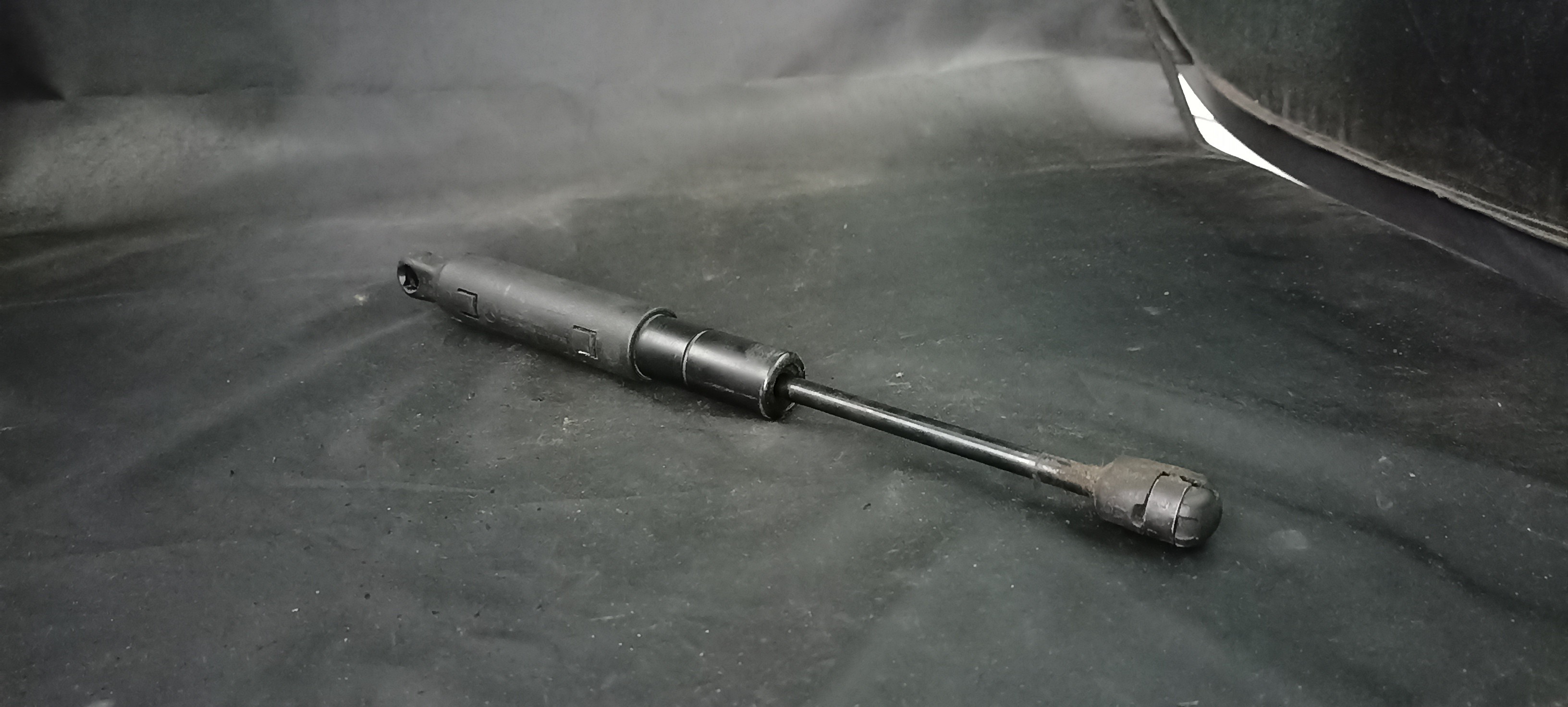 Amortecedor Capo MERCEDES-BENZ S-CLASS (W221) | 05 - 13