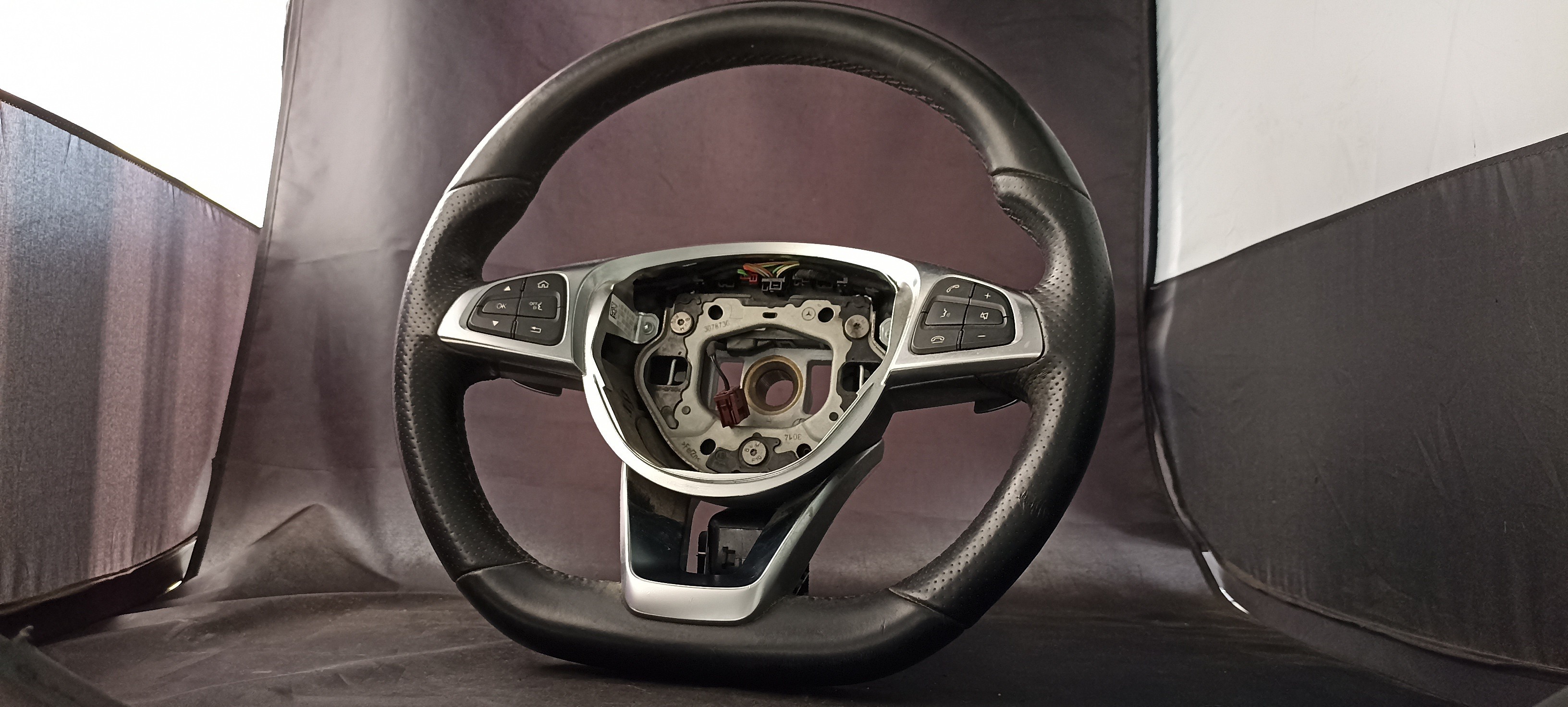 volant MERCEDES-BENZ C-CLASS (W205) | 13 - 