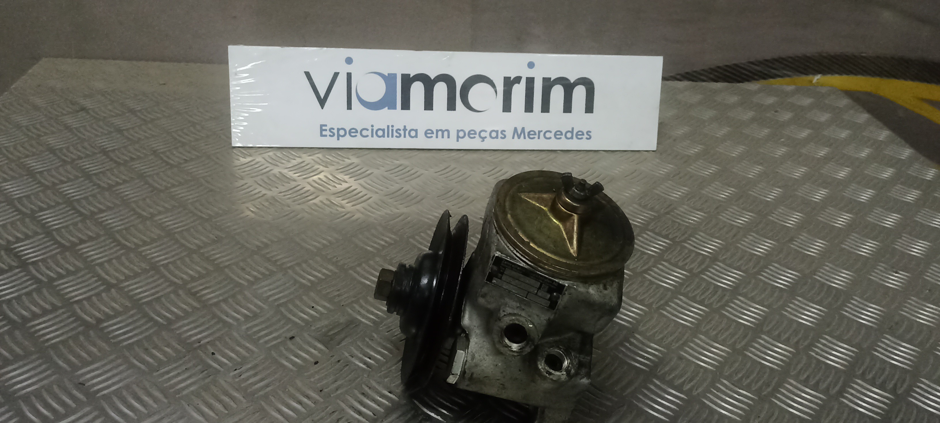 Bomba Direcao Assistida MERCEDES-BENZ TRÊS VOLUMES (W123) | 76 - 85