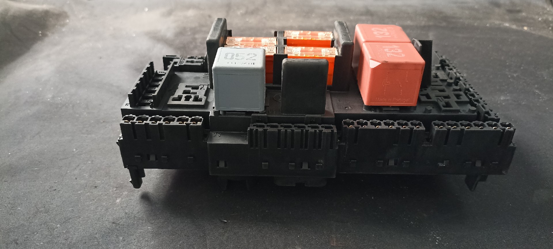 Caixa Fusiveis / SAM MERCEDES-BENZ E-CLASS T-Model (S213) | 16 - 