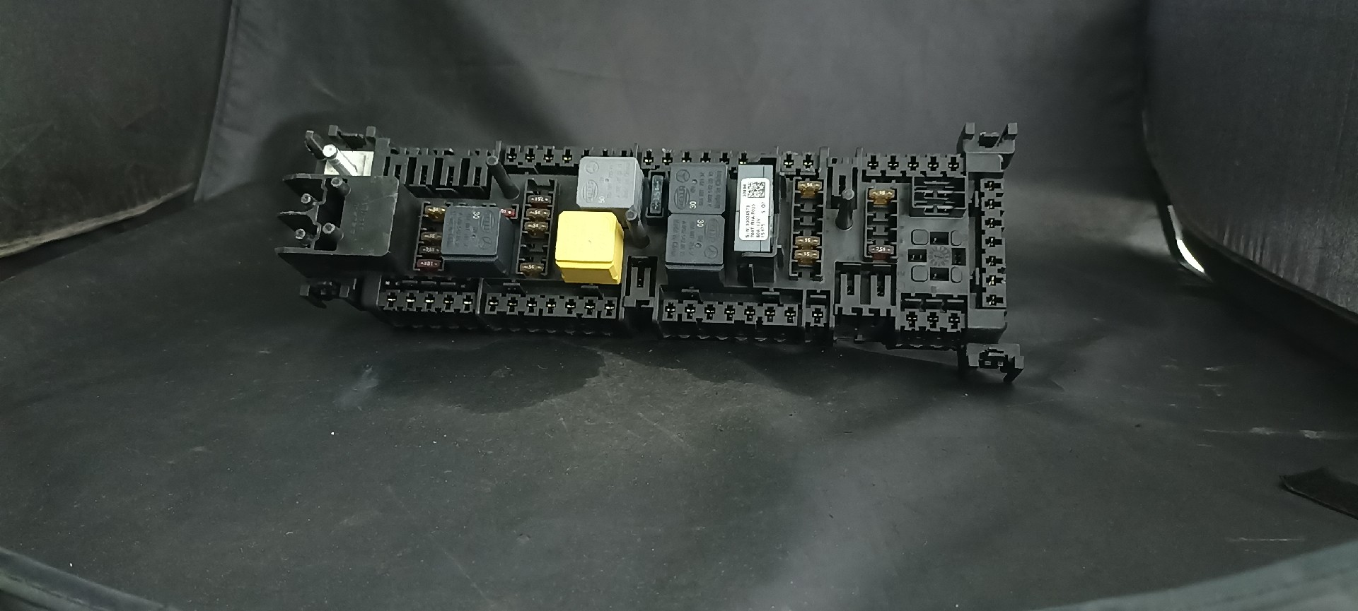 Caixa Fusiveis / SAM MERCEDES-BENZ A-CLASS (W176) | 12 - 18