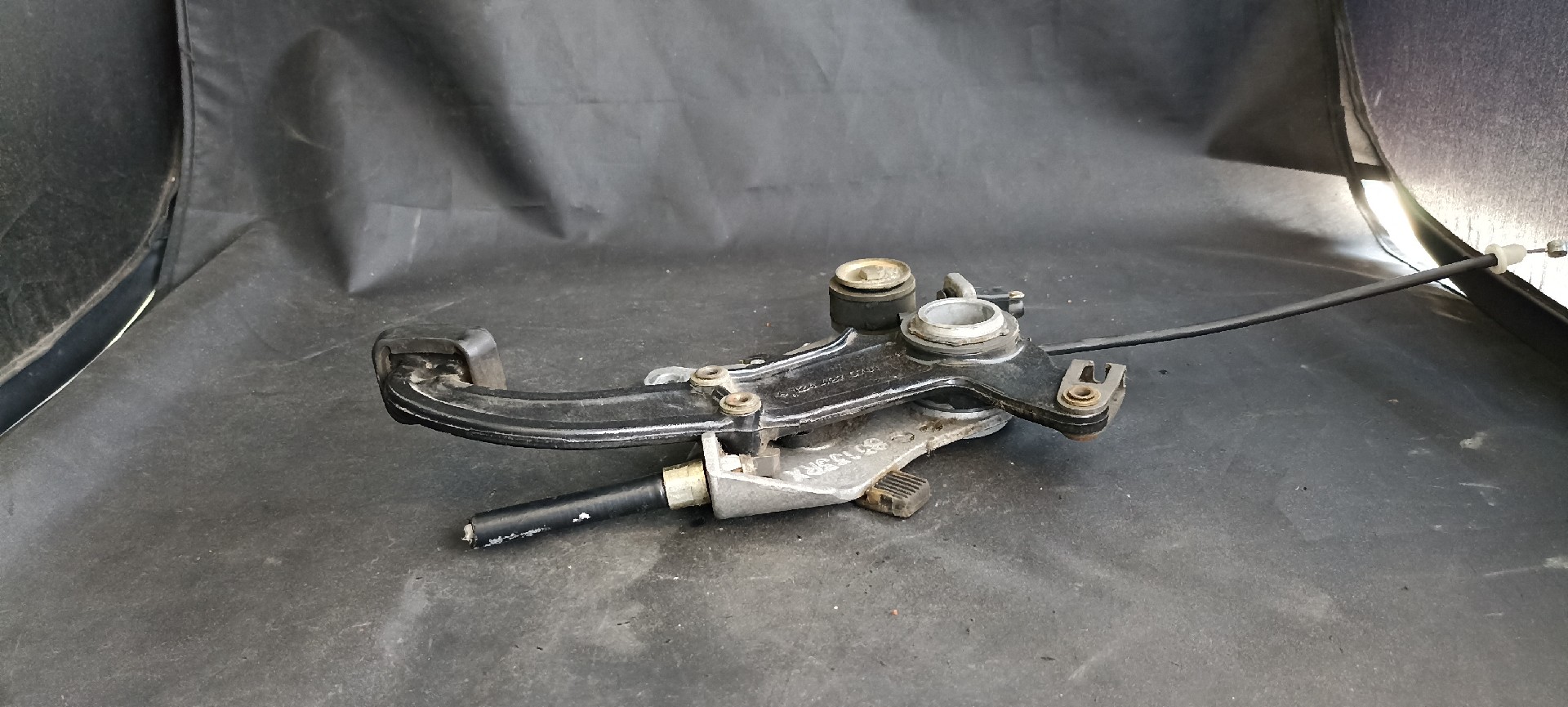 Pedal MERCEDES-BENZ E-CLASS (W124) | 93 - 96