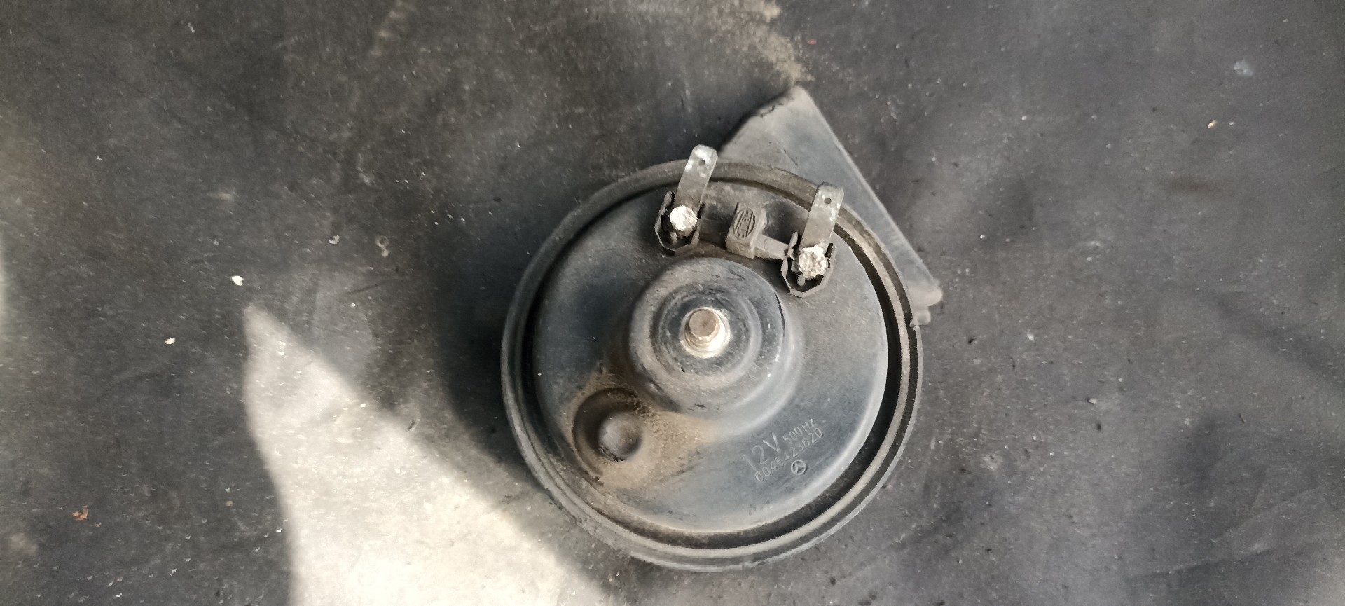 Buzina MERCEDES-BENZ E-CLASS (W210) | 95 - 03