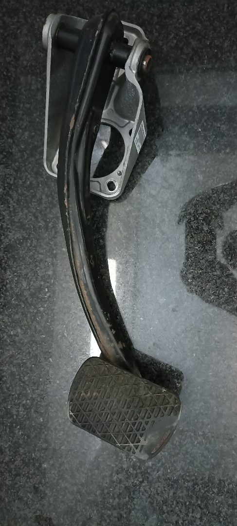 Pedal MERCEDES-BENZ M-CLASS (W164) | 05 - 12